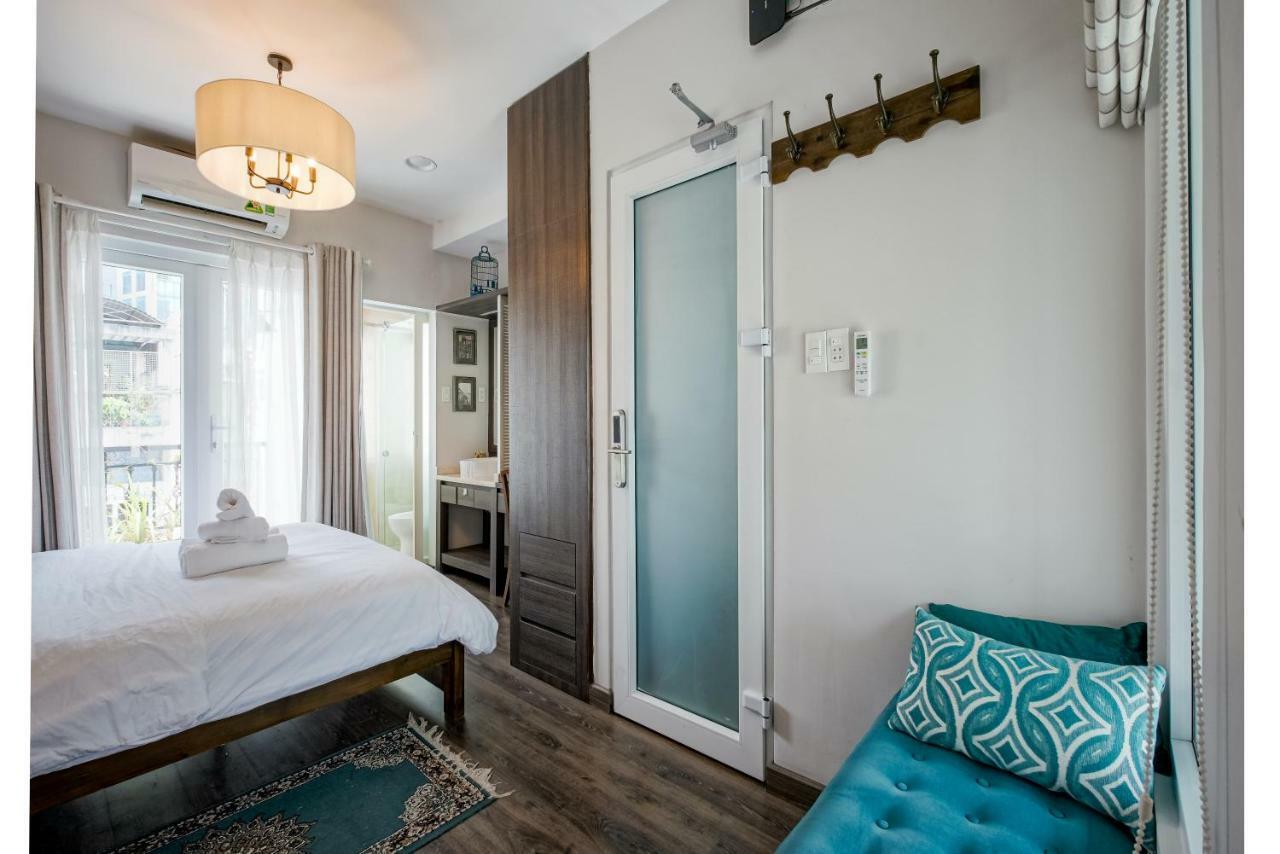 Mira Moon - Calmette Bed & Breakfast Хошимин Екстериор снимка